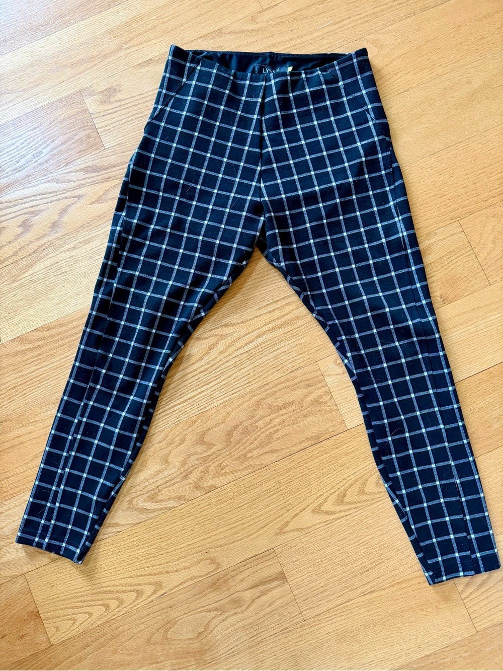 Lysse Leggings Women's Size Medium Black White Plaid Pull On Pants